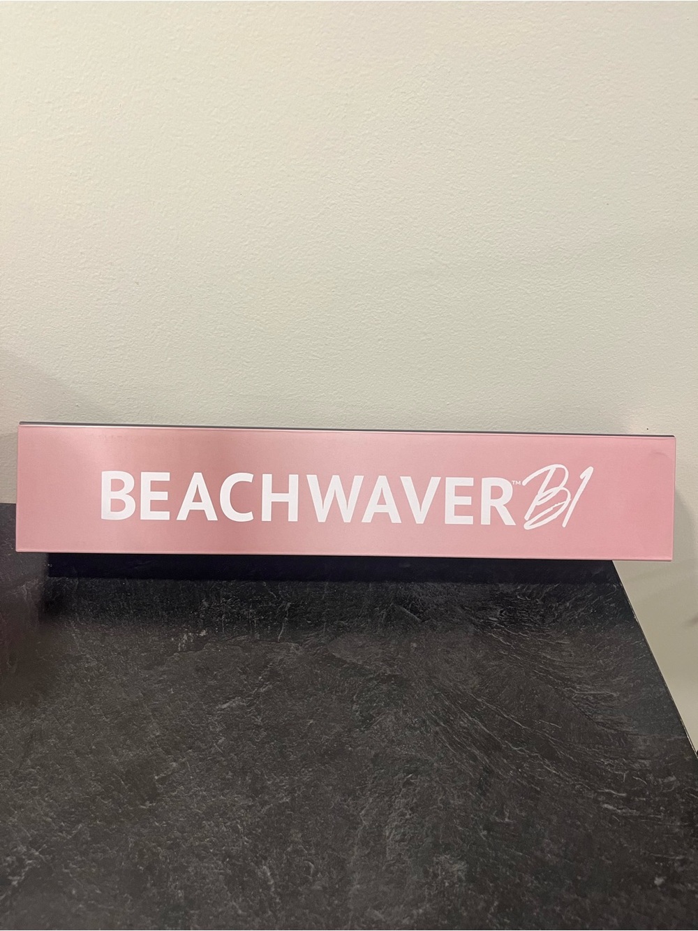 The Beachwaver Co.Styling iron rose color